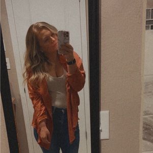 Meet your Posher, Aly